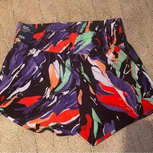 DSG Women’s High-Rise Stride Running Gym Shorts Size M Abstract Print NWT
